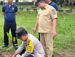 Kegiatan Penanaman bibit pohon Ketapang di wilayah hukum Polsek Bandar Sei Kijang